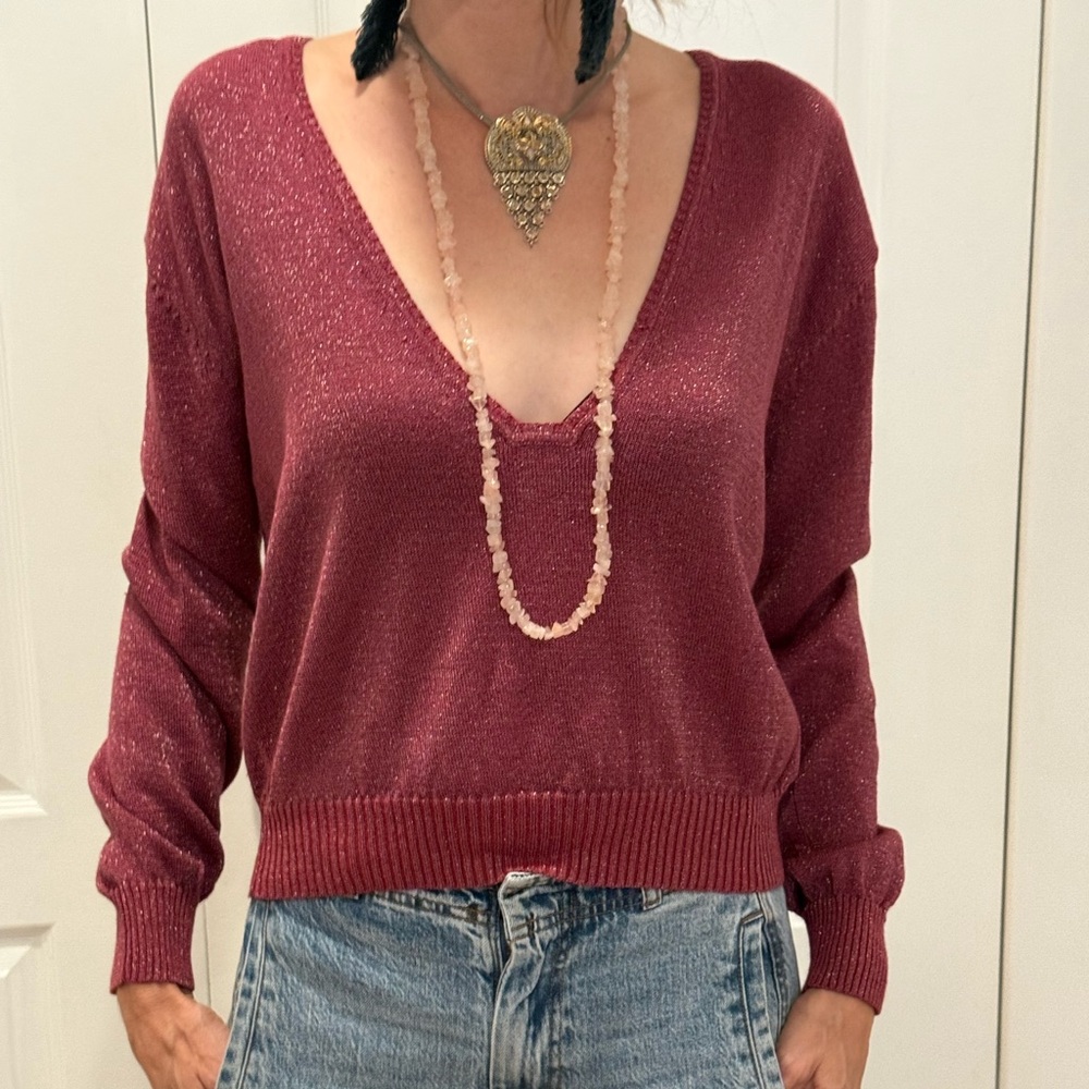 Free People V neck sweater xs